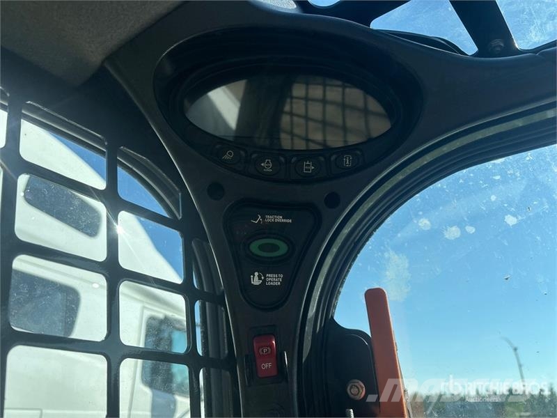 Bobcat T770 Мини-погрузчики