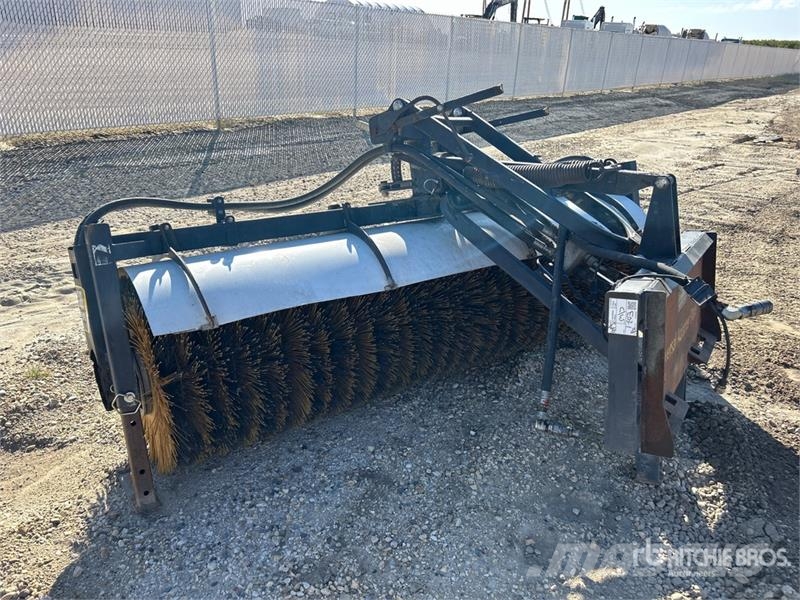 Bobcat Toolcat 5600 4x4 Utility Vehicle ماكينات منفعة عامة