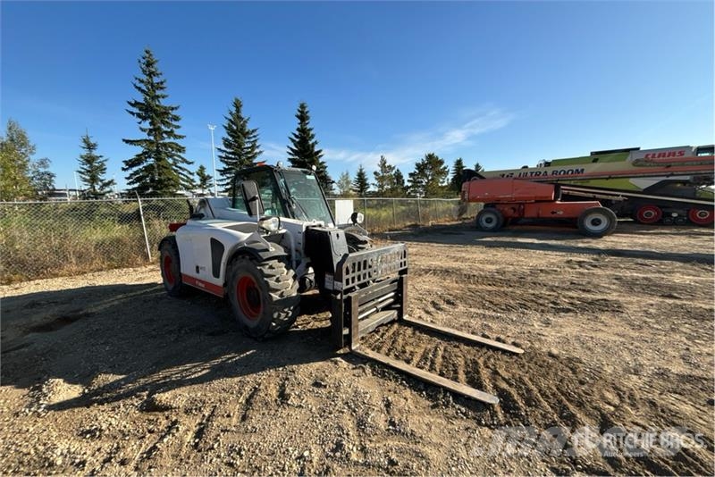Bobcat V417 Teleskoplader