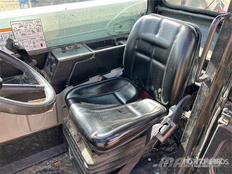 Bobcat V417 Teleskoplader