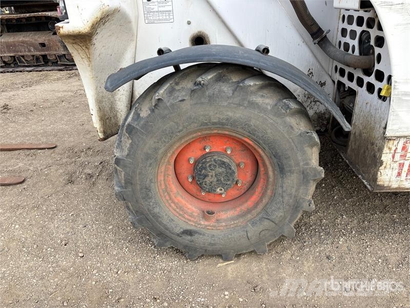 Bobcat V623 VersaHandler Telehandler Teleskoplæssere