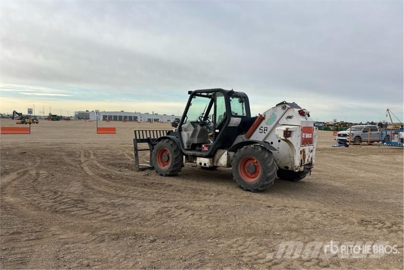 Bobcat V623 VersaHandler Telehandler Teleskoplæssere