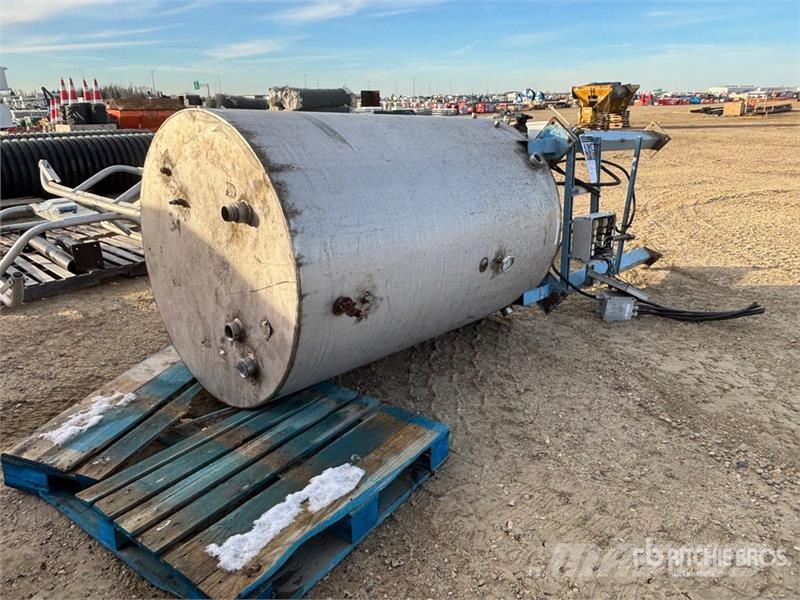 Boiler System Heat Recovery Tank 564 Gallon Stainl ماكينات زراعية - غير ذلك