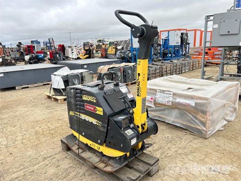 Bomag BR-60/65D Vibratory Plate Compactor (Inoperable) دكاكات أفقية