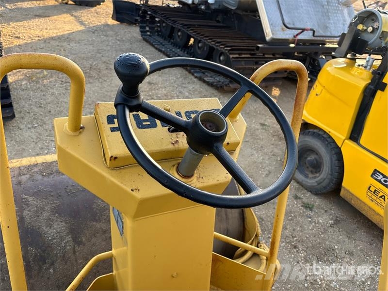 Bomag BW122D Smooth Drum Compactor Single drum rollers