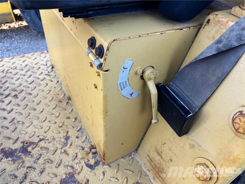 Bomag BW122D Smooth Drum Compactor Single drum rollers