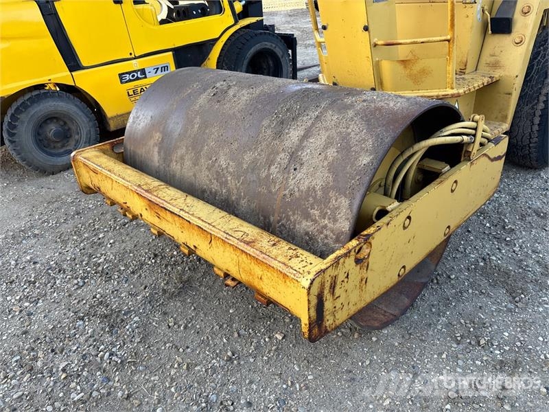 Bomag BW122D Smooth Drum Compactor Single drum rollers
