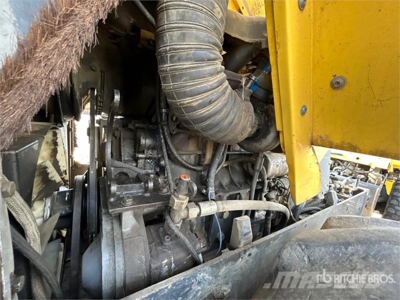 Bomag BW145D-40 Padfoot Drum Compactor (Inoperable) Walzenzüge