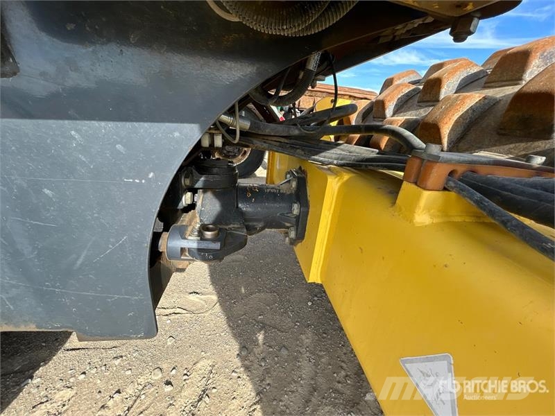 Bomag BW145D-40 Padfoot Drum Compactor (Inoperable) Walzenzüge