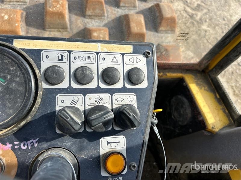 Bomag BW145D-40 Padfoot Drum Compactor (Inoperable) Walzenzüge