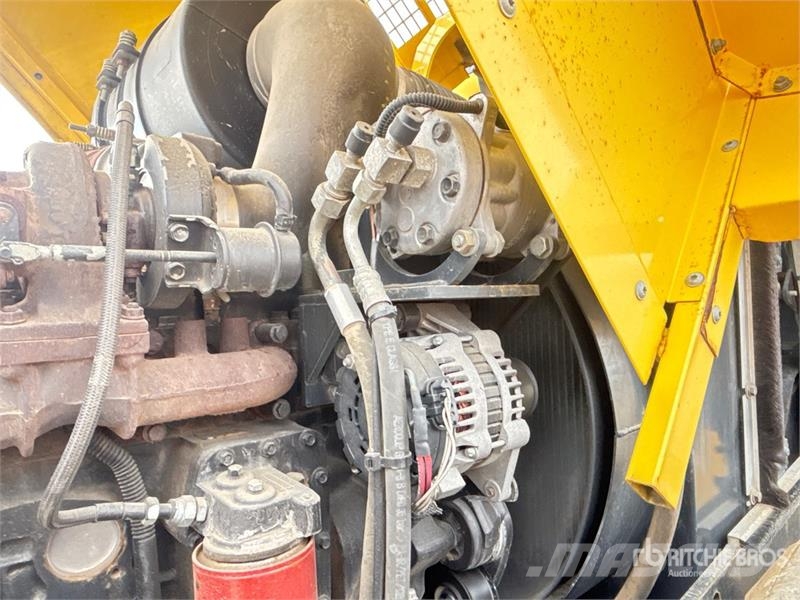 Bomag BW213DH-40 Smooth Drum Compactor Vienvalča grunts veltņi