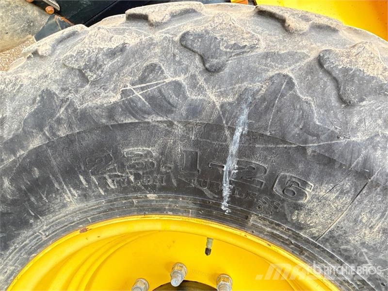 Bomag BW213DH-40 Smooth Drum Compactor Vienvalča grunts veltņi