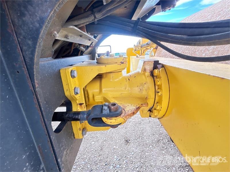 Bomag BW213DH-40 Smooth Drum Compactor Vienvalča grunts veltņi