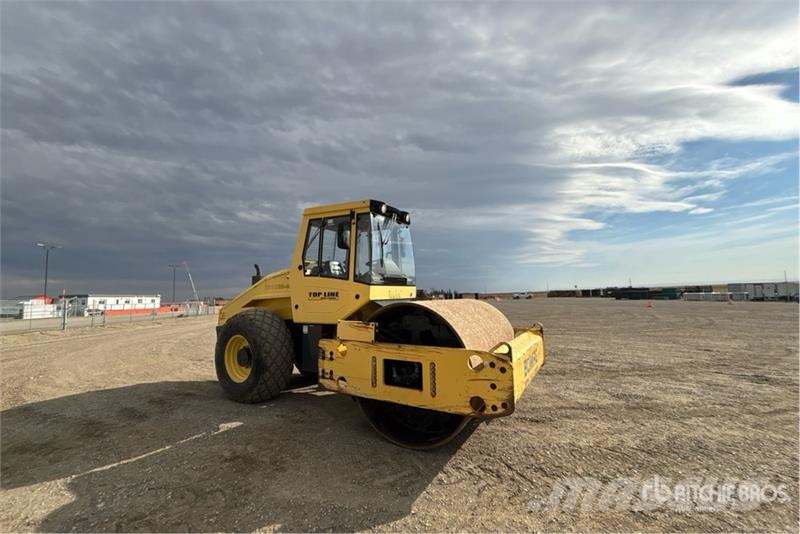 Bomag BW213DH-40 Smooth Drum Compactor Vienvalča grunts veltņi