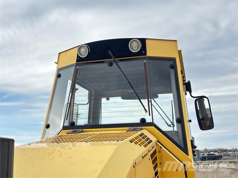 Bomag BW213DH-40 Smooth Drum Compactor Vienvalča grunts veltņi