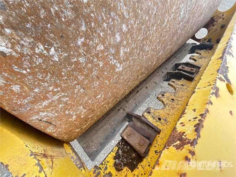 Bomag BW213DH-40 Smooth Drum Compactor Vienvalča grunts veltņi