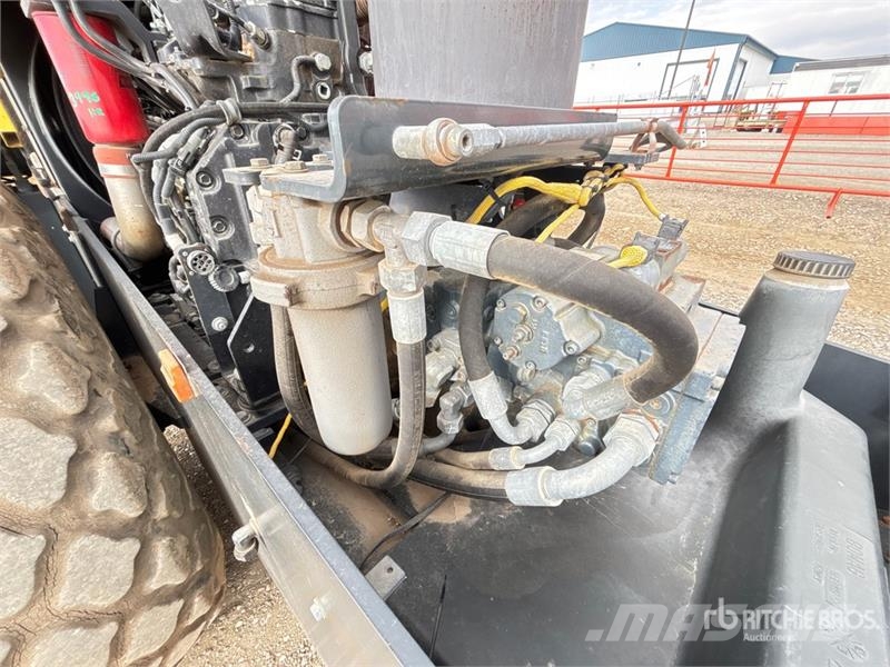 Bomag BW213DH-40 Smooth Drum Compactor Vienvalča grunts veltņi