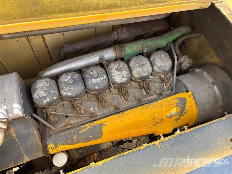 Bomag BW213PDB-2 Padfoot Drum Compactor Rulli monotamburo