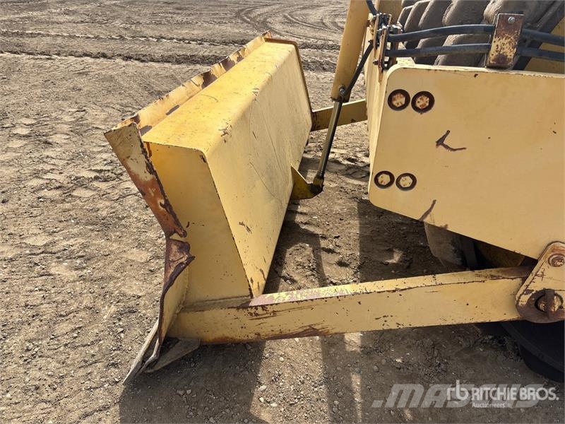 Bomag BW213PDB-2 Padfoot Drum Compactor Rulli monotamburo