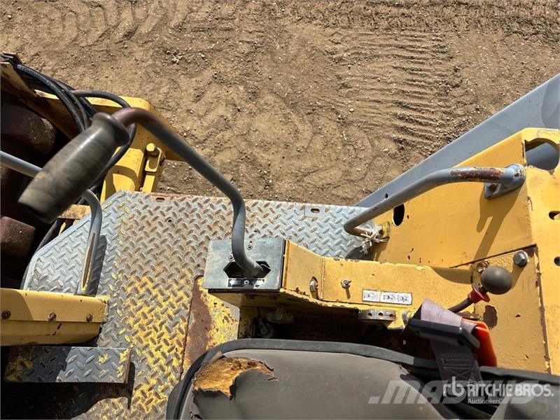 Bomag BW213PDB-2 Padfoot Drum Compactor Rulli monotamburo