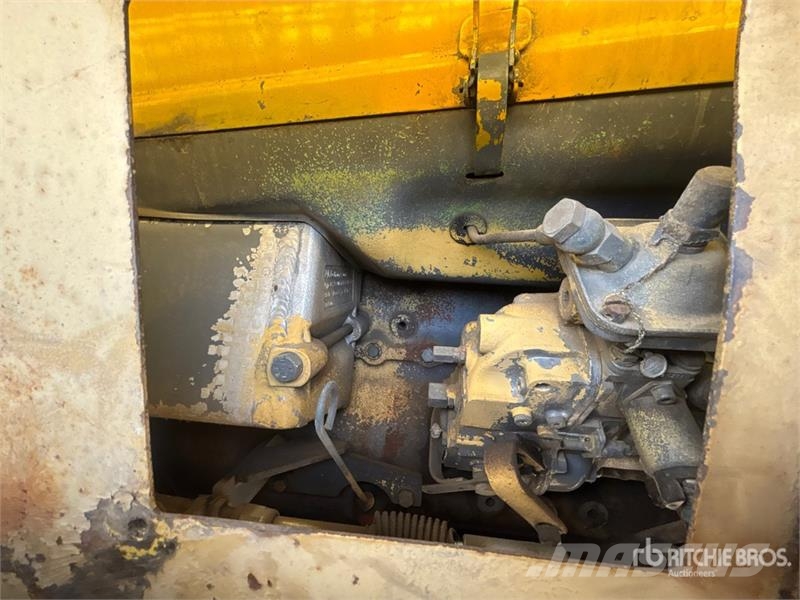 Bomag BW213PDB-2 Padfoot Drum Compactor Rulli monotamburo
