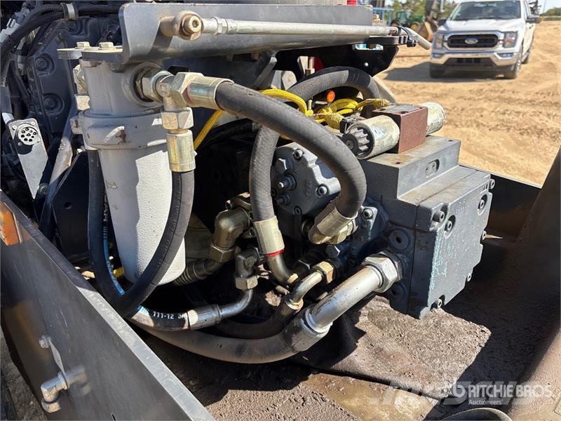 Bomag BW213PDH-40 Padfoot Drum Compactor (Inoperable) Vieno būgno volai