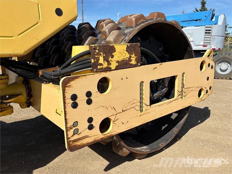 Bomag BW213PDH-40 Padfoot Drum Compactor (Inoperable) Vieno būgno volai