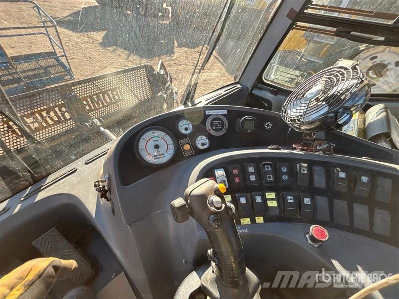 Bombardier BR2000 Snowcat Sniega traktori