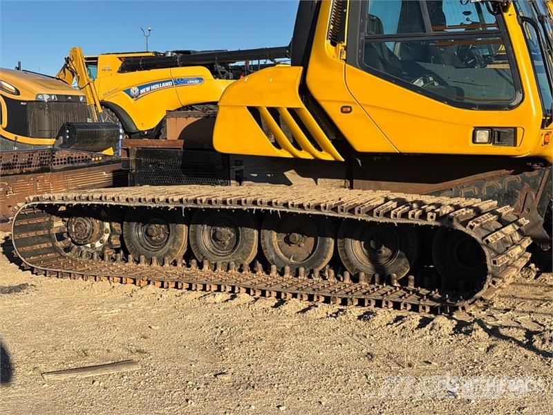 Bombardier BR2000 Snowcat Sniega traktori
