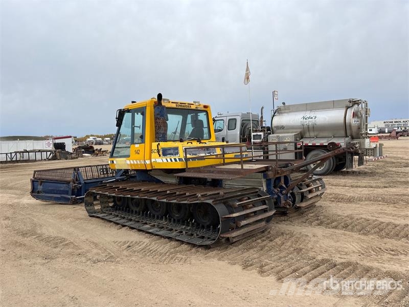 Bombardier BR400 Snowcat Snow groomers