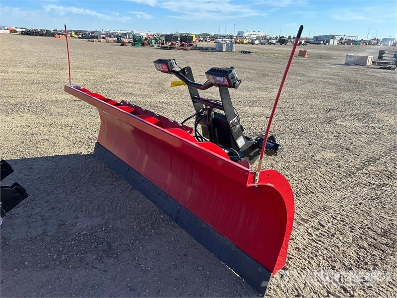 Boss 9 ft Heavy Duty Steel Straight Blade Snow Plow Snøploger- og skjær