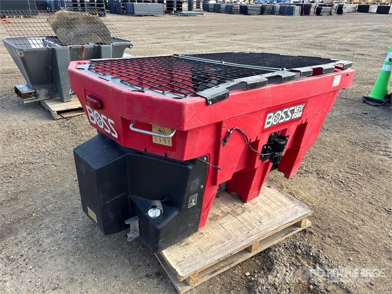 Boss VBX 6500 4 ft x 6 ft Sander - Fits Bobcat 5600 건설 장비 - 기타