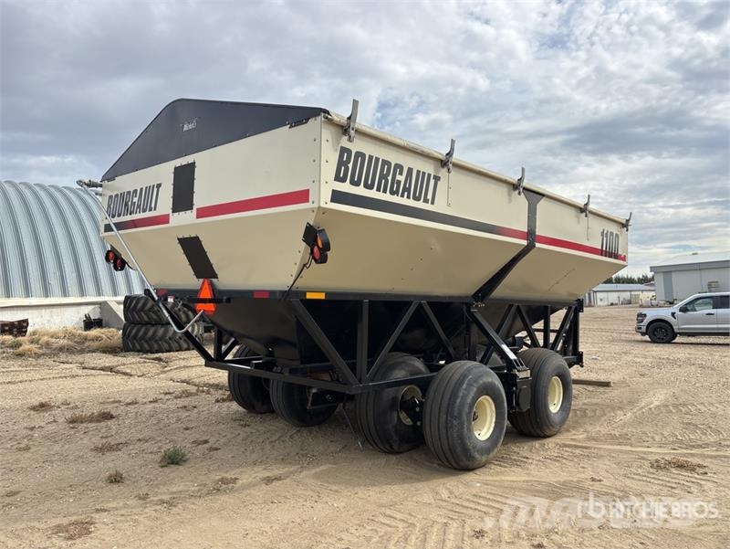 Bourgault 1100 1100 bu T/A Grain Cart Carrinhos de grão