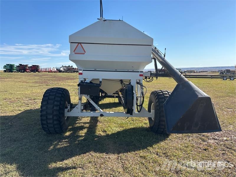 Bourgault 3225 225 bu Tow-Behind Air Cart Sejačice