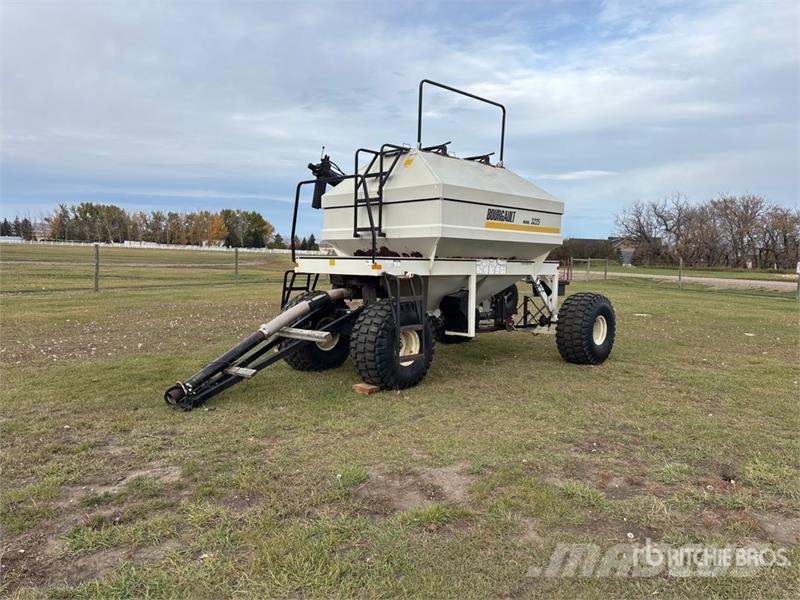 Bourgault 3225 225 bu Tow-Behind Air Cart Sejačice