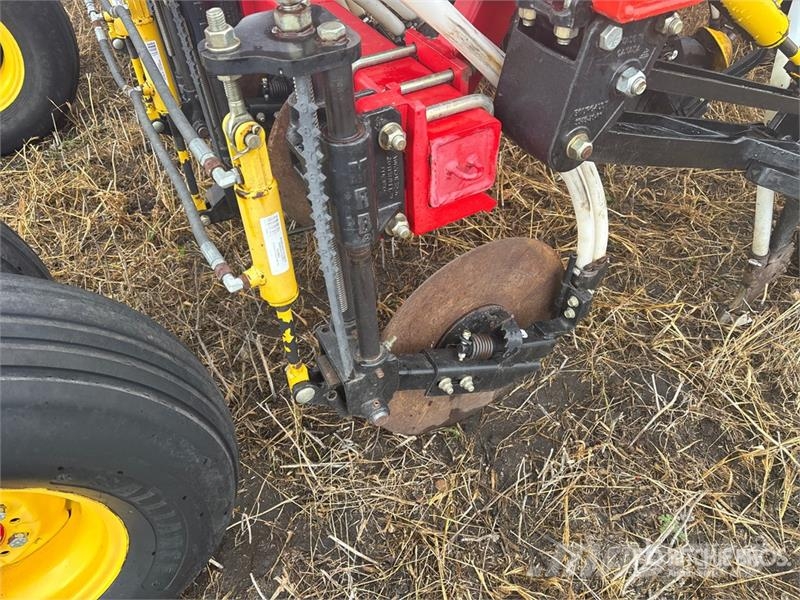 Bourgault 3310 48 ft 10 in Air Drill Sorvetőgép