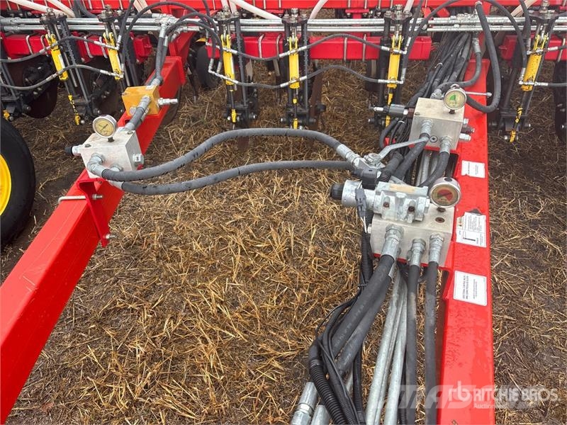 Bourgault 3310 48 ft 10 in Air Drill Sorvetőgép