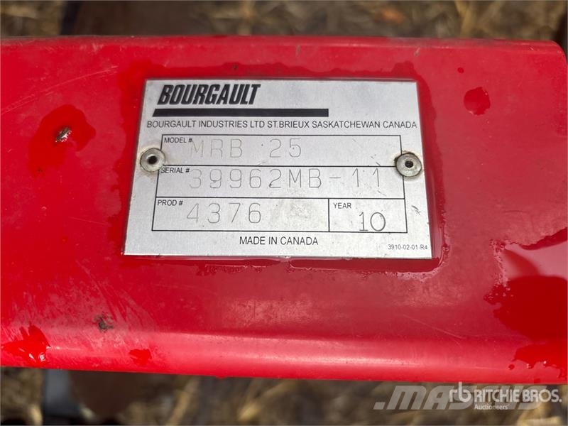 Bourgault 3310 48 ft 10 in Air Drill Sorvetőgép