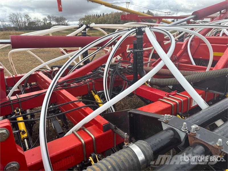 Bourgault 3310 48 ft 10 in Air Drill Sorvetőgép