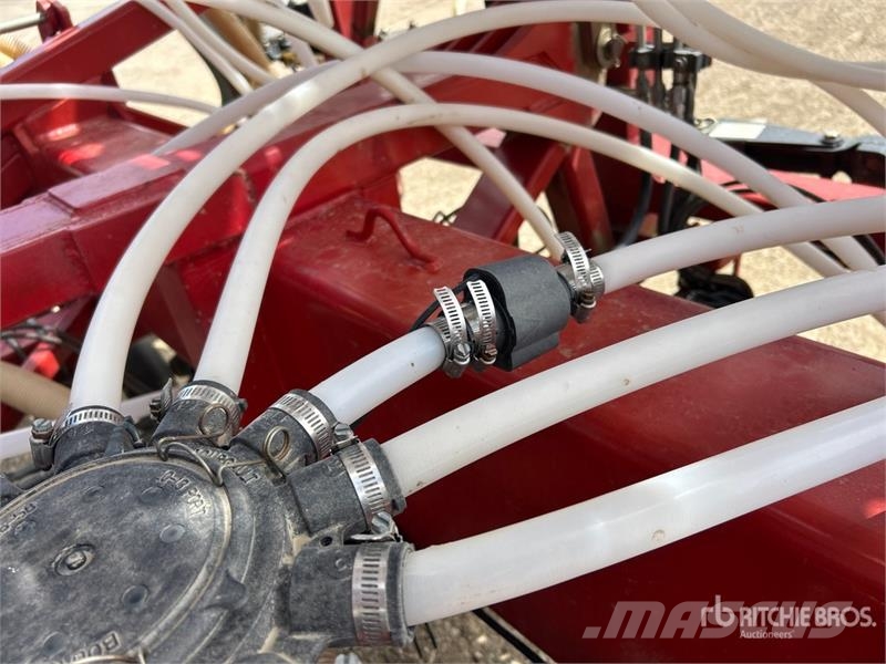 Bourgault 3310 PHD 75 ft Air Drill Perfuradoras