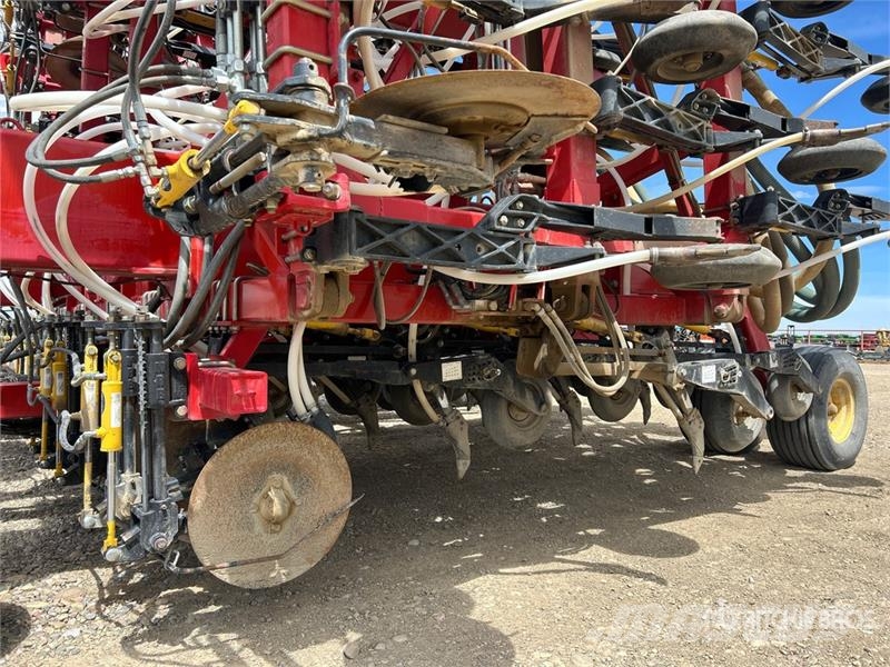 Bourgault 3310 PHD 75 ft Air Drill Perfuradoras