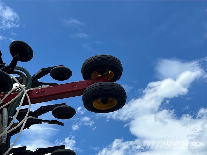 Bourgault 3310 PHD 75 ft Air Drill Perfuradoras