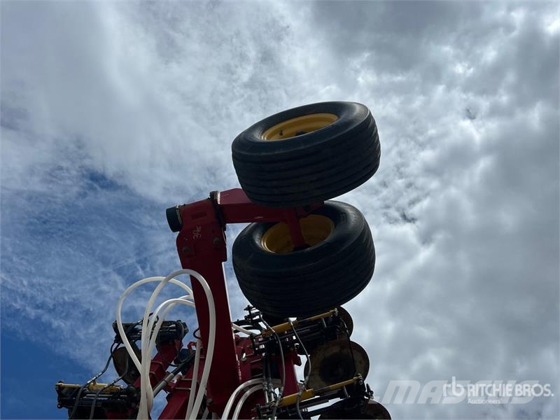 Bourgault 3310 PHD 75 ft Air Drill Perfuradoras
