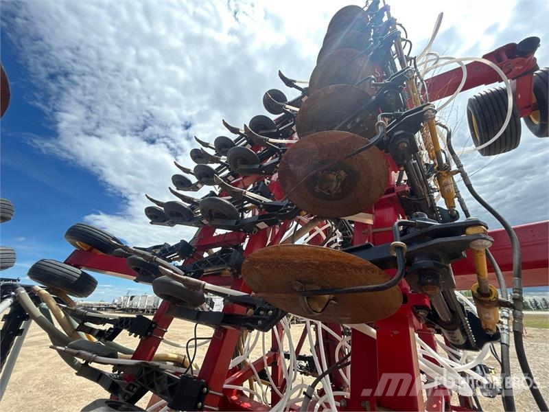 Bourgault 3310 PHD 75 ft Air Drill Perfuradoras