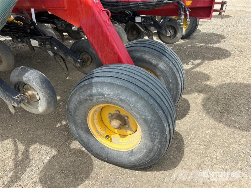 Bourgault 3310 PHD 75 ft Air Drill Perfuradoras