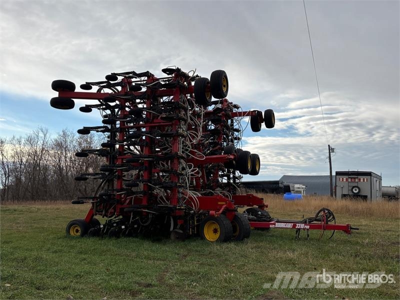 Bourgault 3310PHD 75 ft Air Drill Drills