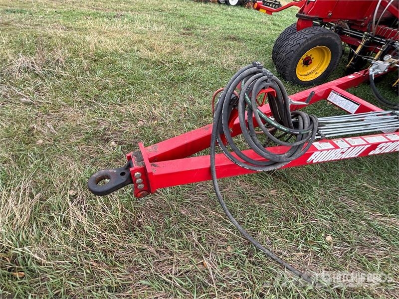 Bourgault 3310PHD 75 ft Air Drill Drills
