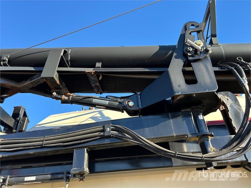 Bourgault 3320 66 ft Air Drill مثاقيب