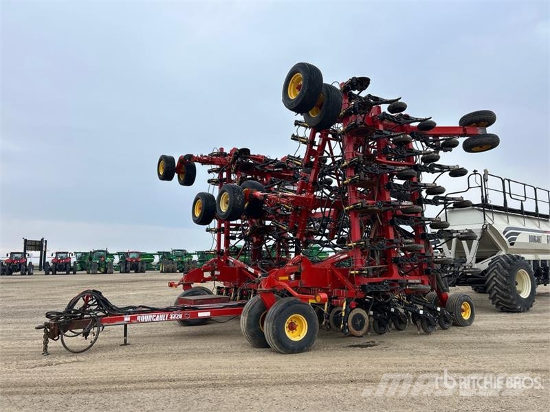Bourgault 3320 66 ft Air Drill Sorvetőgép