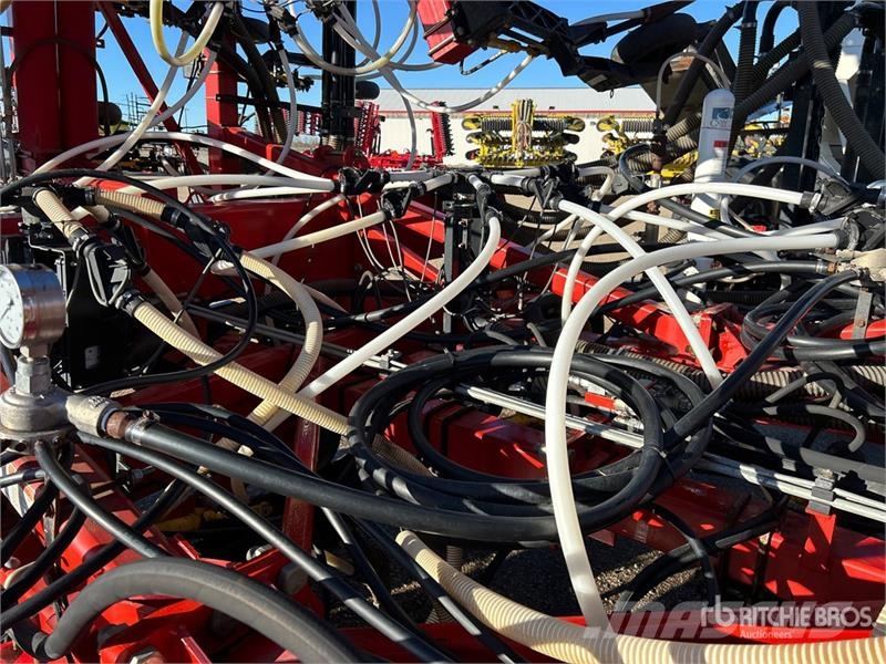 Bourgault 3320 66 ft Air Drill مثاقيب